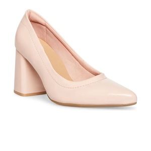 ANNE KLEIN Grazen Pointed Toe Pump